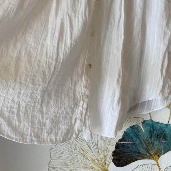 Böhme Ruffle Sleeve Button Down Blouse - Picture 3 of 5